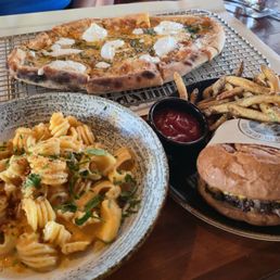 THE OG BUTTER BURGER $15 ORIGINAL MAC AND 4 CHEESES $15 NONNA MARIA $15 THE OG BUTTER BURGER $15 ORIGINAL MAC AND 4 CHEESES $15 NONNA MARIA $15