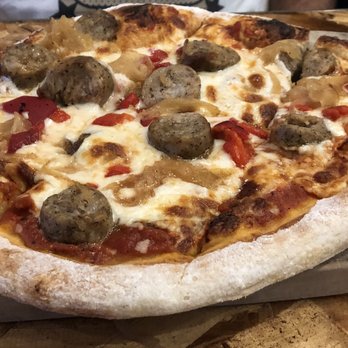 Eggspectation - Sausage and pepper flat bread pizza - Breakfast & Brunch Near Me - Newark, Delaware