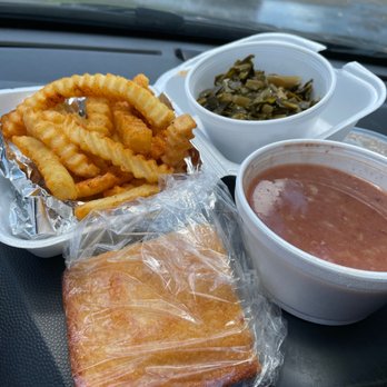 Hughley's Southern Cuisine - Veggie plate in its entirety - Southern Near Me - Aiea, Hawaii