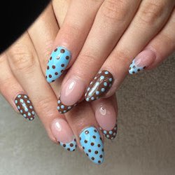 Pinkie Nail & Spa