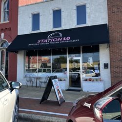 Station 10 Empanadas - Storefront