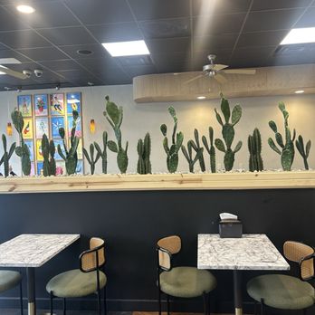 Que Pasa Taqueria - The inside dining area. - New Mexican Cuisine Near Me - Royal Oak, Michigan