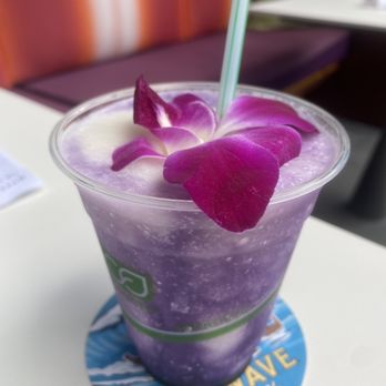 Queensbreak Restaurant - Ooh Bae - New American Near Me - Honolulu, Hawaii