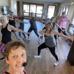 Jazzercise Estes Park - Classes with personal attention.