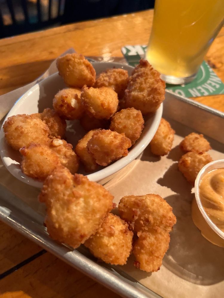 EAST END TAP Updated September 2024 14 Photos & 34 Reviews 734