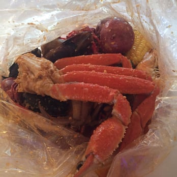 Shaking Crawfish - Combination with everything sauce - Seafood Near Me - Doraville, Georgia Shaking Crawfish - Combination with everything sauce - Seafood Near Me - Doraville, Georgia