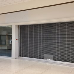 Lycoming Mall - Former Pearle Vision.