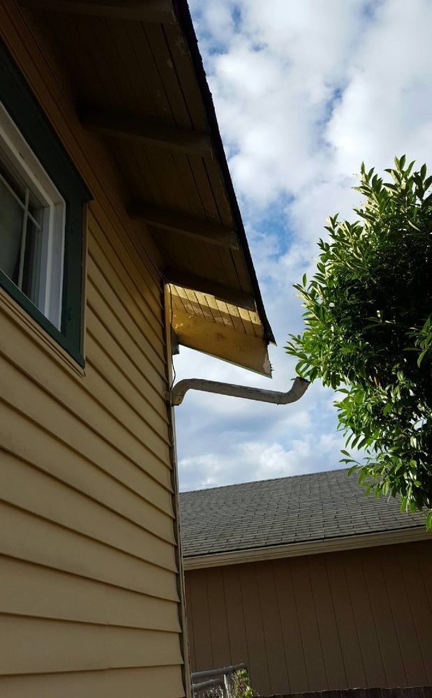 Slide of Grayson's Contracting