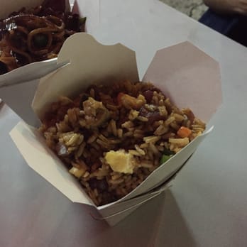 Dragon Ocho - Sweet pork fried rice - Food Trucks Near Me - San Juan, Puerto Rico