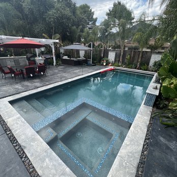 JJ Pools - Jacuzzi and steps - Pool & Hot Tub Service Near Me