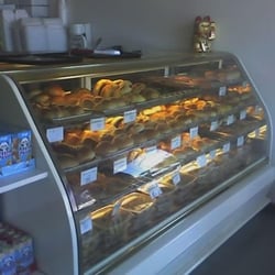 Maxin Oriental Bakery