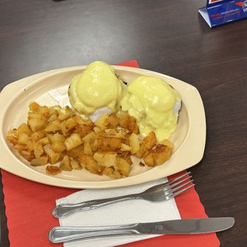 Fly By Cafe - Breakfast & Brunch Near Me - Niagara Falls, New York Fly By Cafe - Breakfast & Brunch Near Me - Niagara Falls, New York