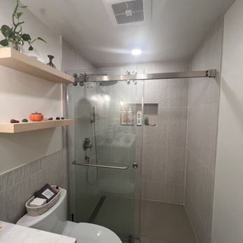 Clarity Construction - Guest bathroom - General Contractors Near Me - San Jose, California Clarity Construction - Guest bathroom - General Contractors Near Me - San Jose, California