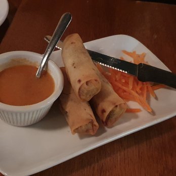 Queen Mother Cafe - Asian Fusion Near Me - Toronto, Ontario