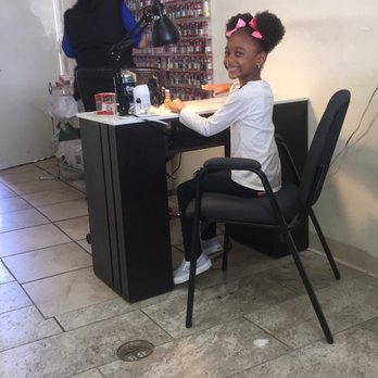 Vans Nail's - Just a quick polish - Nail Salons Near Me - Lemon Grove, California