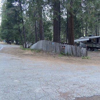 Cedar Pines Resort - RV Parks Near Me - Dunsmuir, California