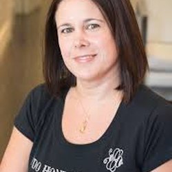 Brazilian Honey Waxing - Agoura Hills - Germana - Co-owner of Brazilian Honey Waxing Agoura Hills