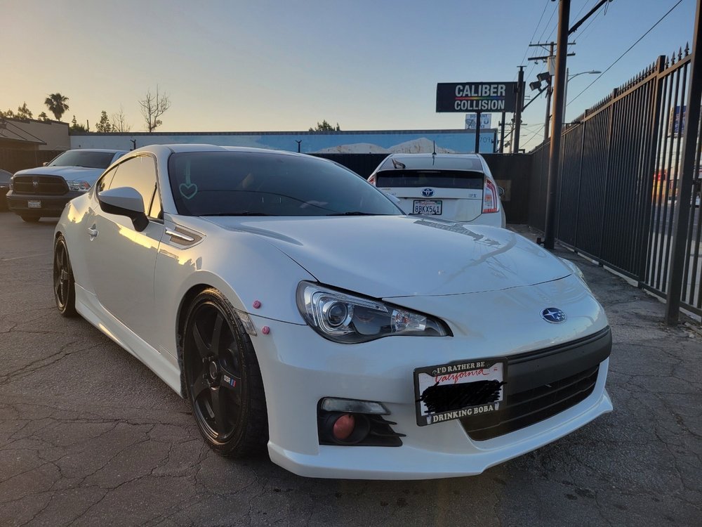 CALIBER COLLISION Updated July 2024 35 Photos & 134 Reviews 6705 Reseda Blvd, Reseda