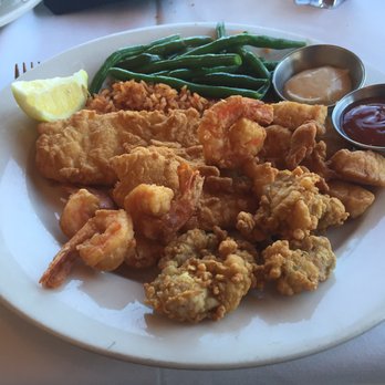 Water's Edge - Seafood platter - Seafood Near Me - Mount Pleasant, South Carolina Water's Edge - Seafood platter - Seafood Near Me - Mount Pleasant, South Carolina