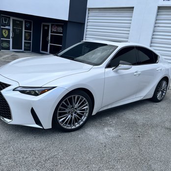 Tints2go - Carbon windows - Home Window Tinting Near Me - Doral, Florida