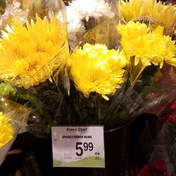Safeway - Flowers. - Grocery Near Me - Seattle, Washington