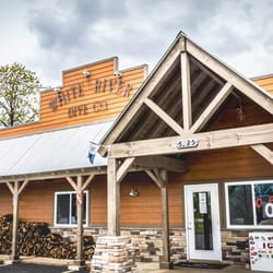White River Dive Company - The dive shop