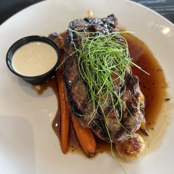 Coast Guard House - NY Strip - Seafood Near Me - Narragansett, Rhode Island
