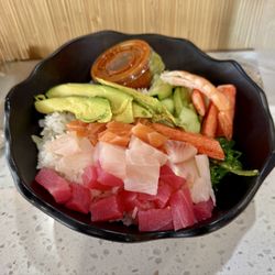 Chirashi bowl