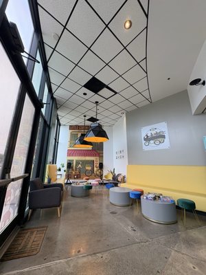 Little Green Cyclo by null