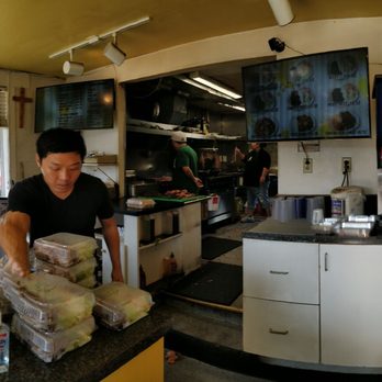 Du's Grill - Interior (Panoramic) - Barbeque Near Me - Portland, Oregon Du's Grill - Interior (Panoramic) - Barbeque Near Me - Portland, Oregon