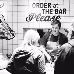 JACK Premium Burgers Kortrijk - Delicious burgers and an amazing interior!