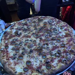 24" Classic Pizza 24" Classic Pizza