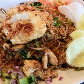 MAKANMAKAN - Beehoon Goreng - thumbs up - Indonesian Near Me - Sandy, Utah