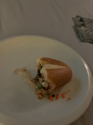 GHÉ bánh mì & rolls by null