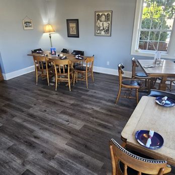 Cabbage Patch Restaurant & Catering - Inside seating - Desserts Near Me - Snohomish, Washington Cabbage Patch Restaurant & Catering - Inside seating - Desserts Near Me - Snohomish, Washington