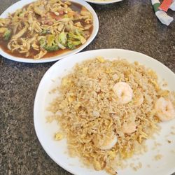 Kungpao chicken and shrimp rice for 23 bucks.