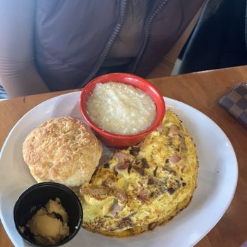 Ruby Sunshine Charlotte Southend - My shrimp omelette and flavorless grits. - Breakfast & Brunch Near Me - Charlotte, North Carolina