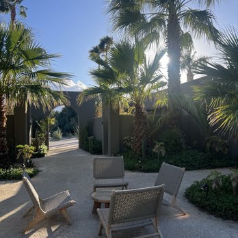 Two Bunch Palms - Seating area near suites - Resorts Near Me - Desert Hot Springs, California Two Bunch Palms - Seating area near suites - Resorts Near Me - Desert Hot Springs, California