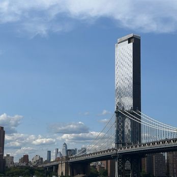 Williamsburg Bridge - Posted with review 07/29/24 - Landmarks & Historical Buildings Near Me