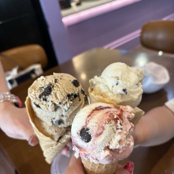 The Spun Cow - Ice Cream & Frozen Yogurt Near Me - Dallas, Texas The Spun Cow - Ice Cream & Frozen Yogurt Near Me - Dallas, Texas