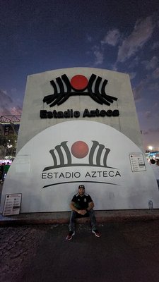 Estadio Azteca by null