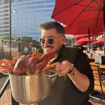 Phillips Seafood - Maine Lobster Bake for Two (steam bucket) - absolutely massive! - Seafood Near Me - Baltimore, Maryland