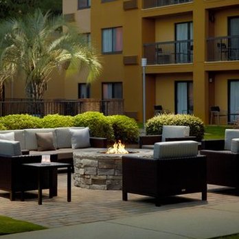 Courtyard by Marriott Macon - Hotels Near Me - Macon, Georgia