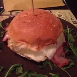 Griffin Pub & Grill