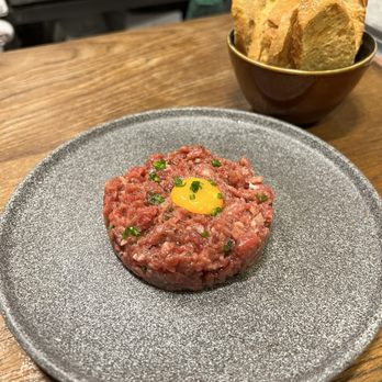 Alta Taberna Paco Meralgo - Beef tartare - Tapas/Small Plates Near Me - Barcelona, B Alta Taberna Paco Meralgo - Beef tartare - Tapas/Small Plates Near Me - Barcelona, B
