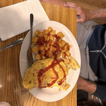 Lone Spur Cafe - Santa Fe omelette - Cafes Near Me - Prescott, Arizona Lone Spur Cafe - Santa Fe omelette - Cafes Near Me - Prescott, Arizona