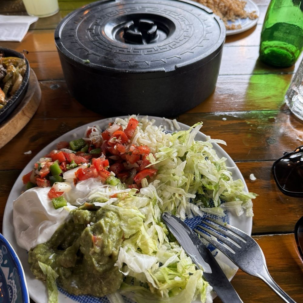 Mex & Co - Fajitas side dish - Mexican Near Me - Perth, Ontario Mex & Co - Fajitas side dish - Mexican Near Me - Perth, Ontario