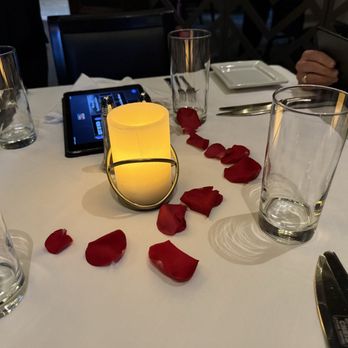 Ruth's Chris Steak House - Table decoration for our anniversary - Steakhouses Near Me - Fort Wayne, Indiana