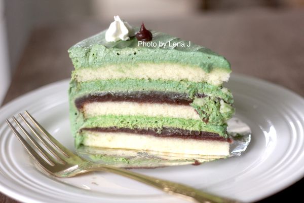 Yoon's Bakery by null