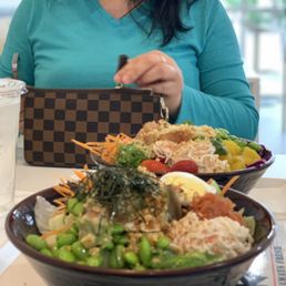 Poke bowls! Poke bowls!